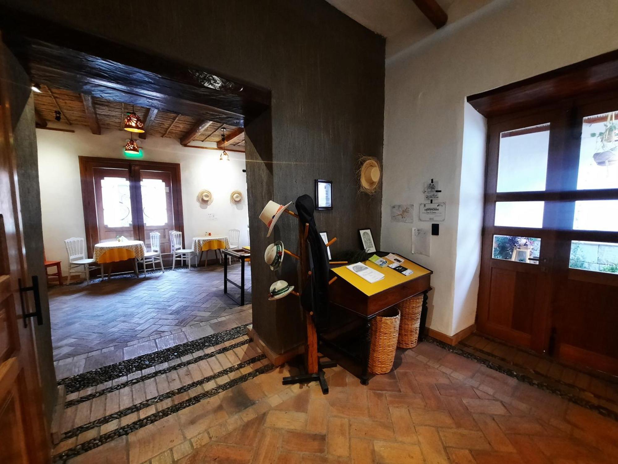 Hostal Suite Le Fabrique Cuenca Exteriér fotografie
